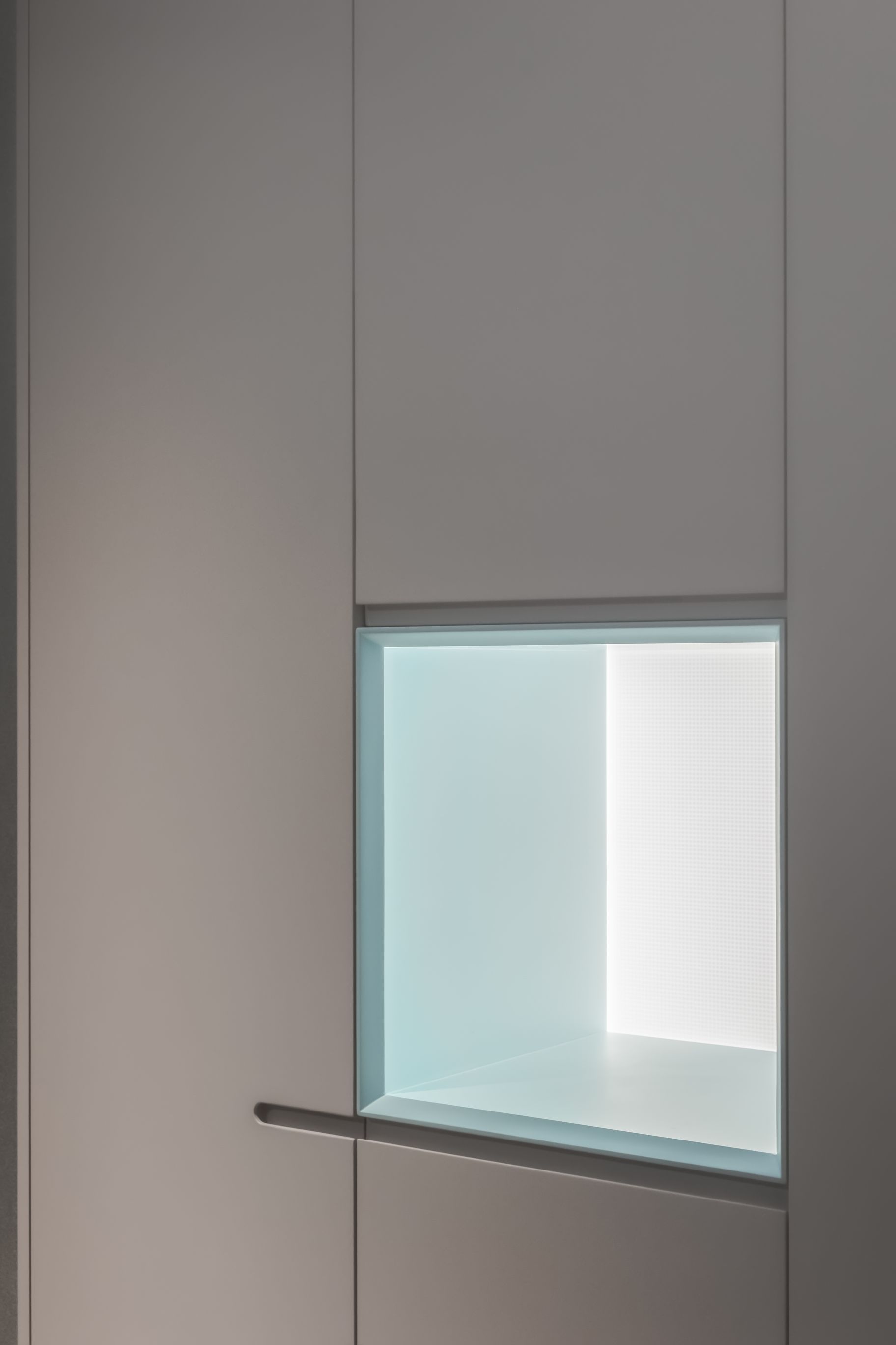 落地(dì)照(zhào)片